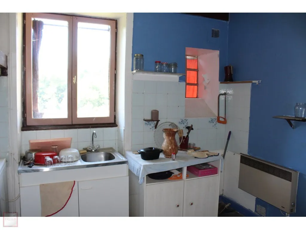 BUILDING TO BE SEIZED !