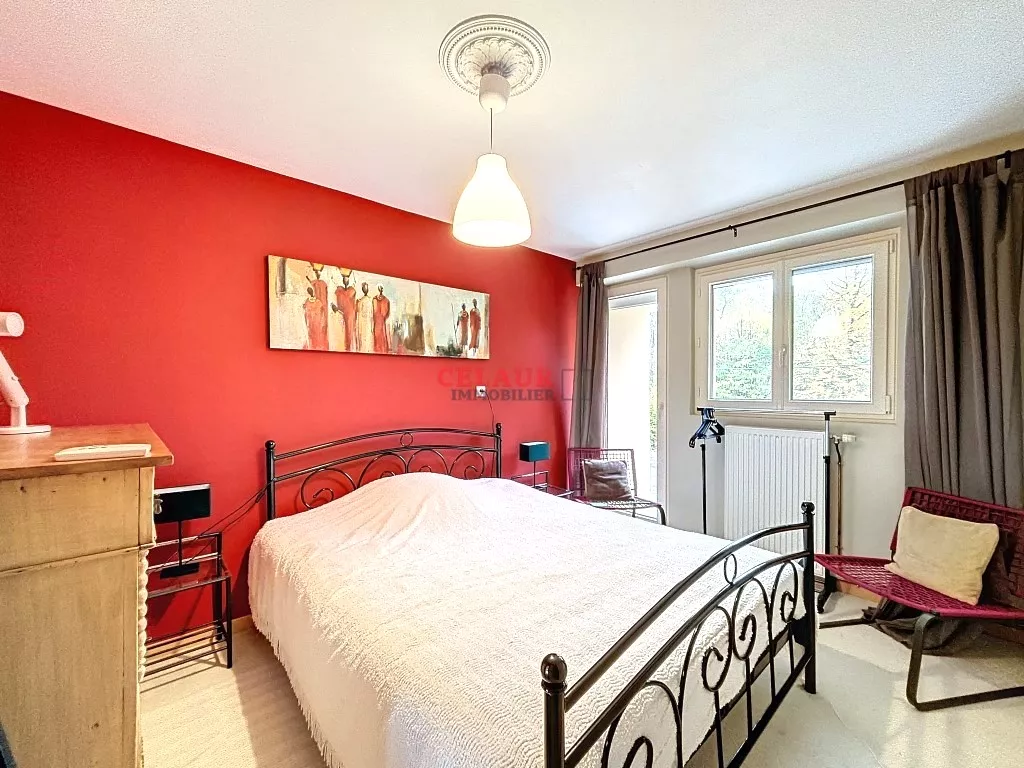 MAISON  5 CHAMBRES AVEC PISCINE PRÈS D'ARGENTAT SUR DORDONNE