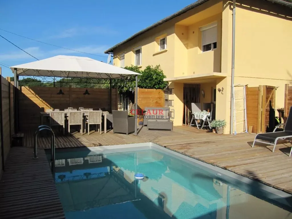 MAISON  5 CHAMBRES AVEC PISCINE PRÈS D'ARGENTAT SUR DORDONNE