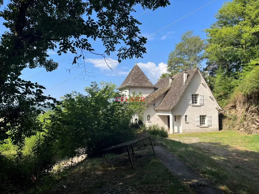 MAISON SANS VOISIN PROCHE CENTRE ARGENTAT