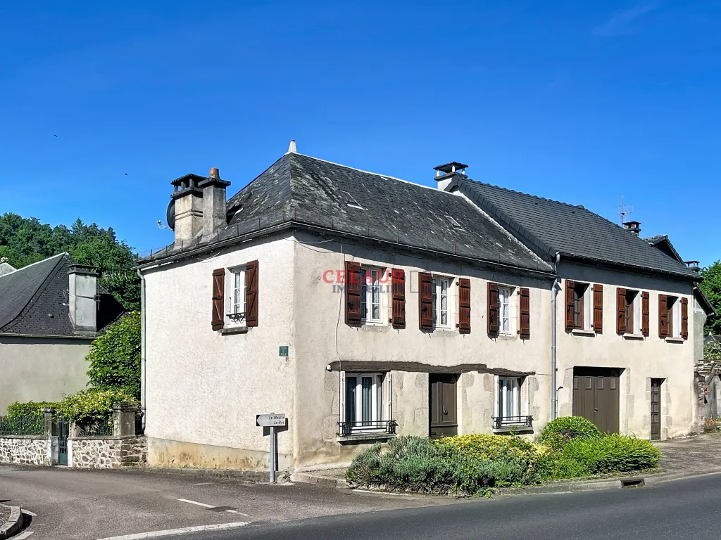 Maison avec garage et jardin proche d'ARGENTAT