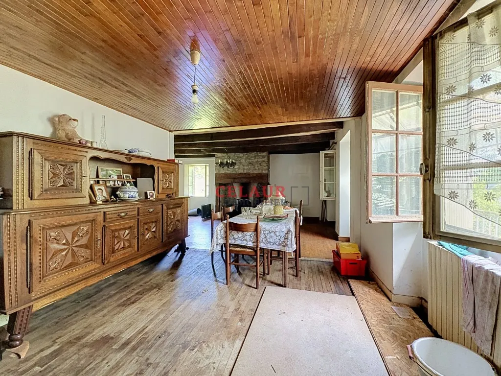 salon avec cantou de 40m&sup2;