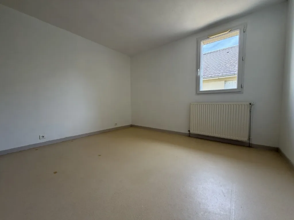 MAISON A LOUER T4 AVEC JARDIN ET GARAGE