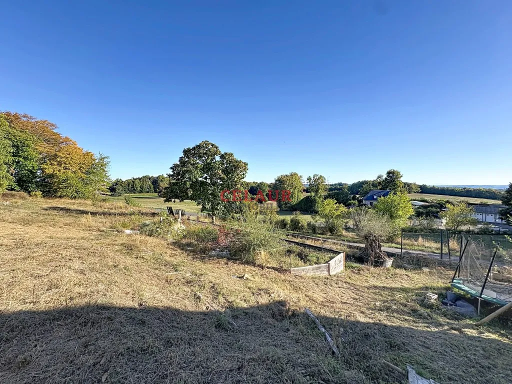 BELLE MAISON EN PIERRE RENOVEE AVEC 4 511M&sup2; DE TERRAIN ET GRANGE